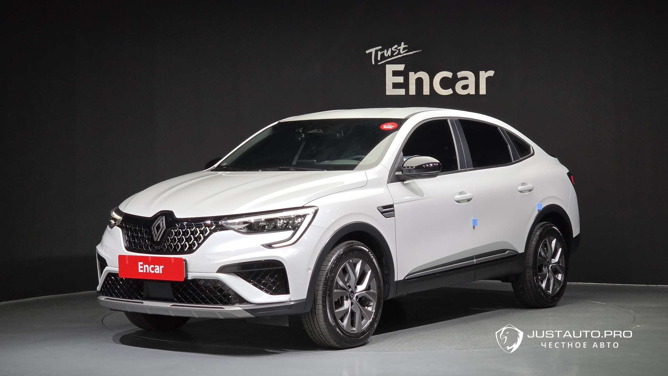 Автомобиль Renault-KoreaSamsung Arkana