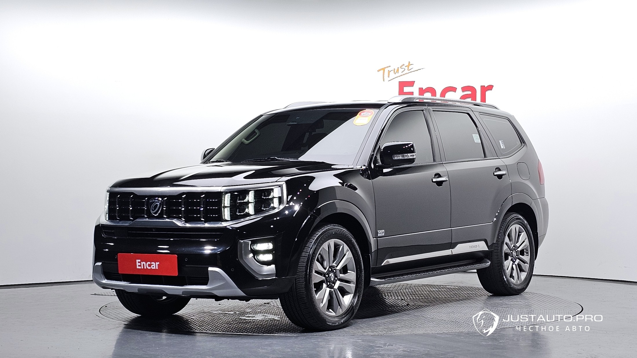 Автомобиль Kia Mohave