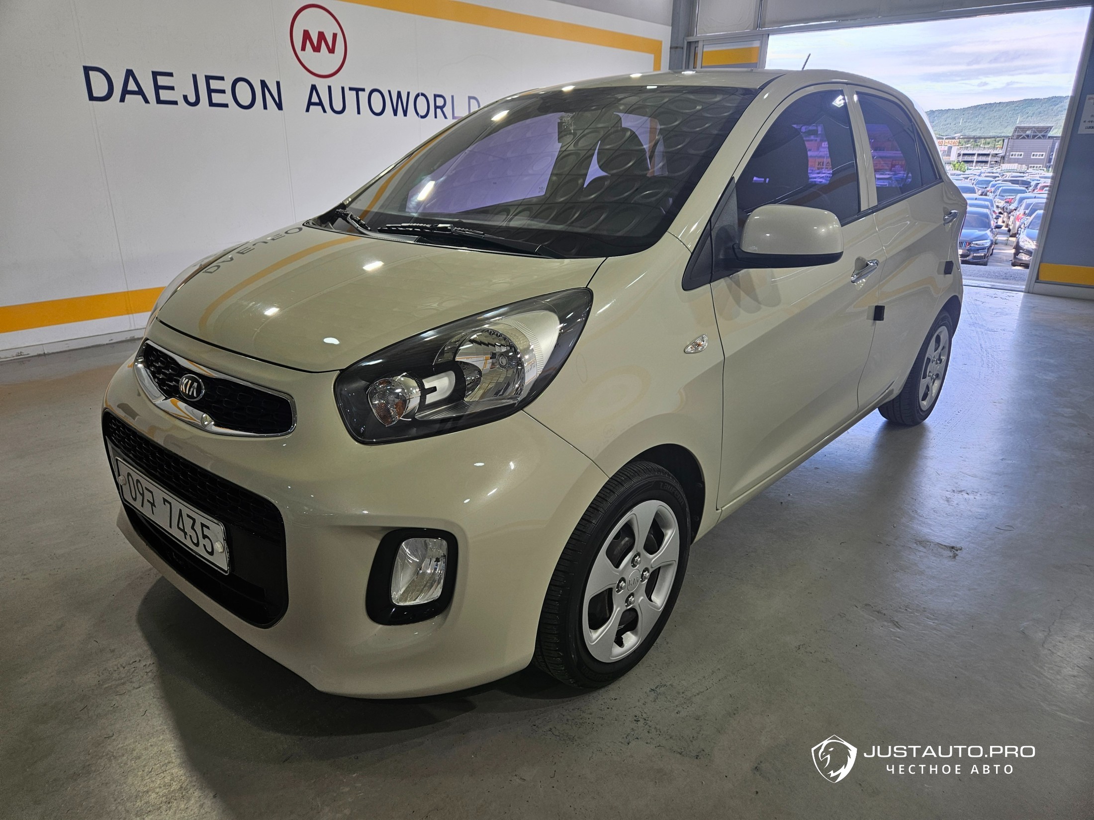 Автомобиль Kia morning