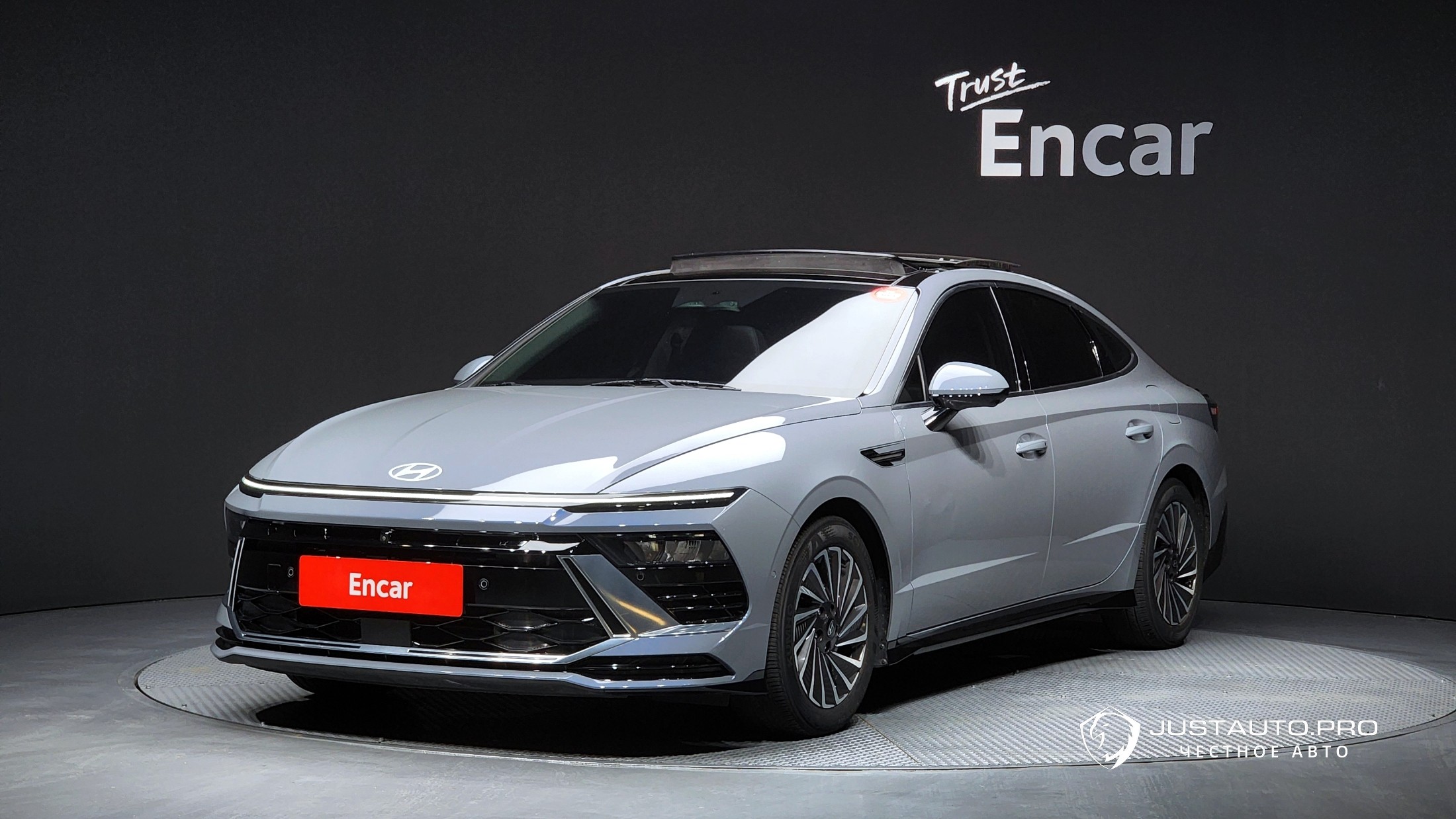 Автомобиль Hyundai Sonata