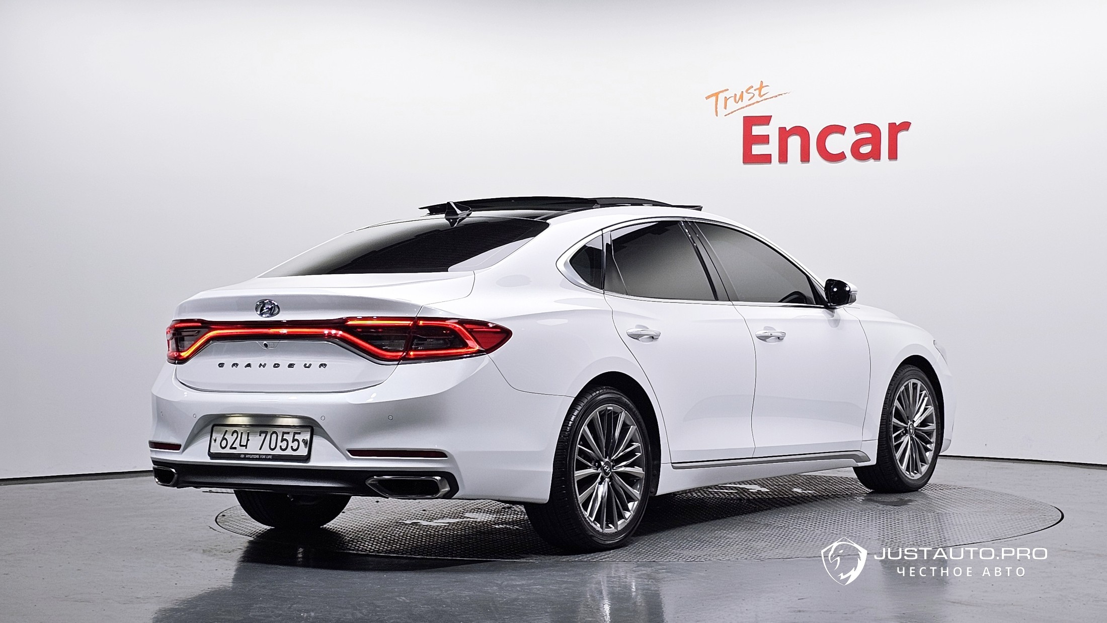 Автомобиль Hyundai Grandeur