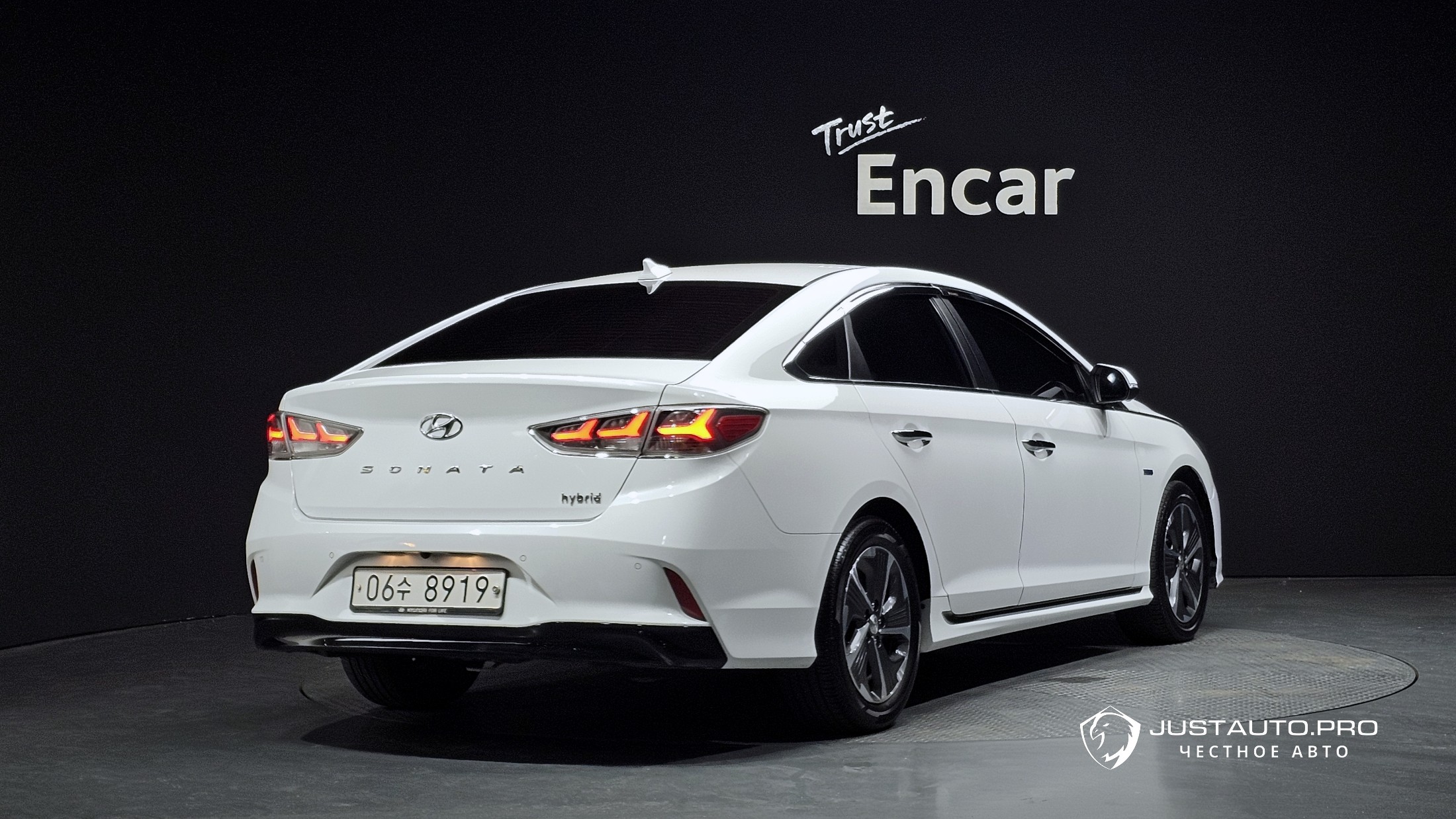 Автомобиль Hyundai Sonata