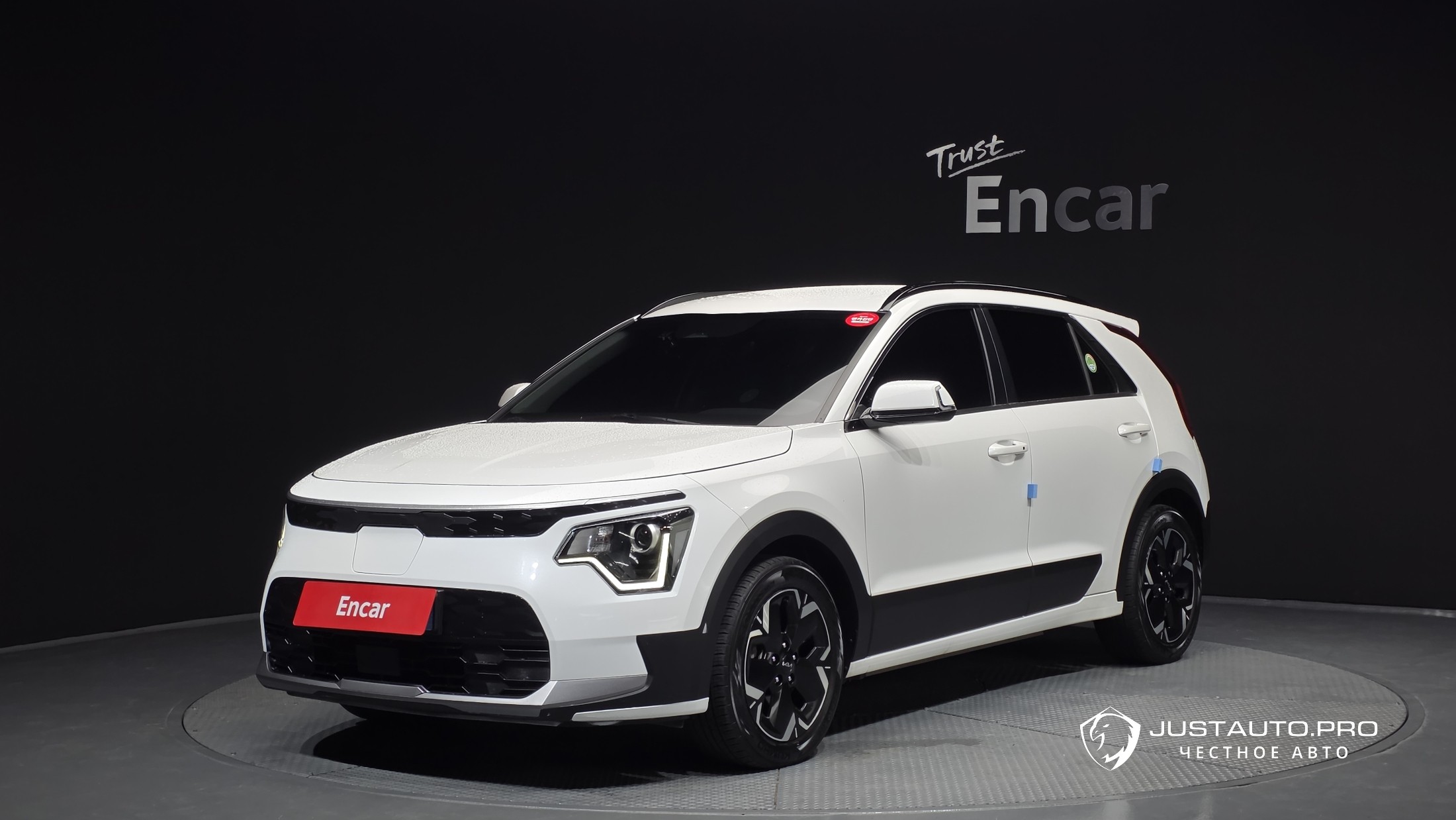 Автомобиль Kia Niro