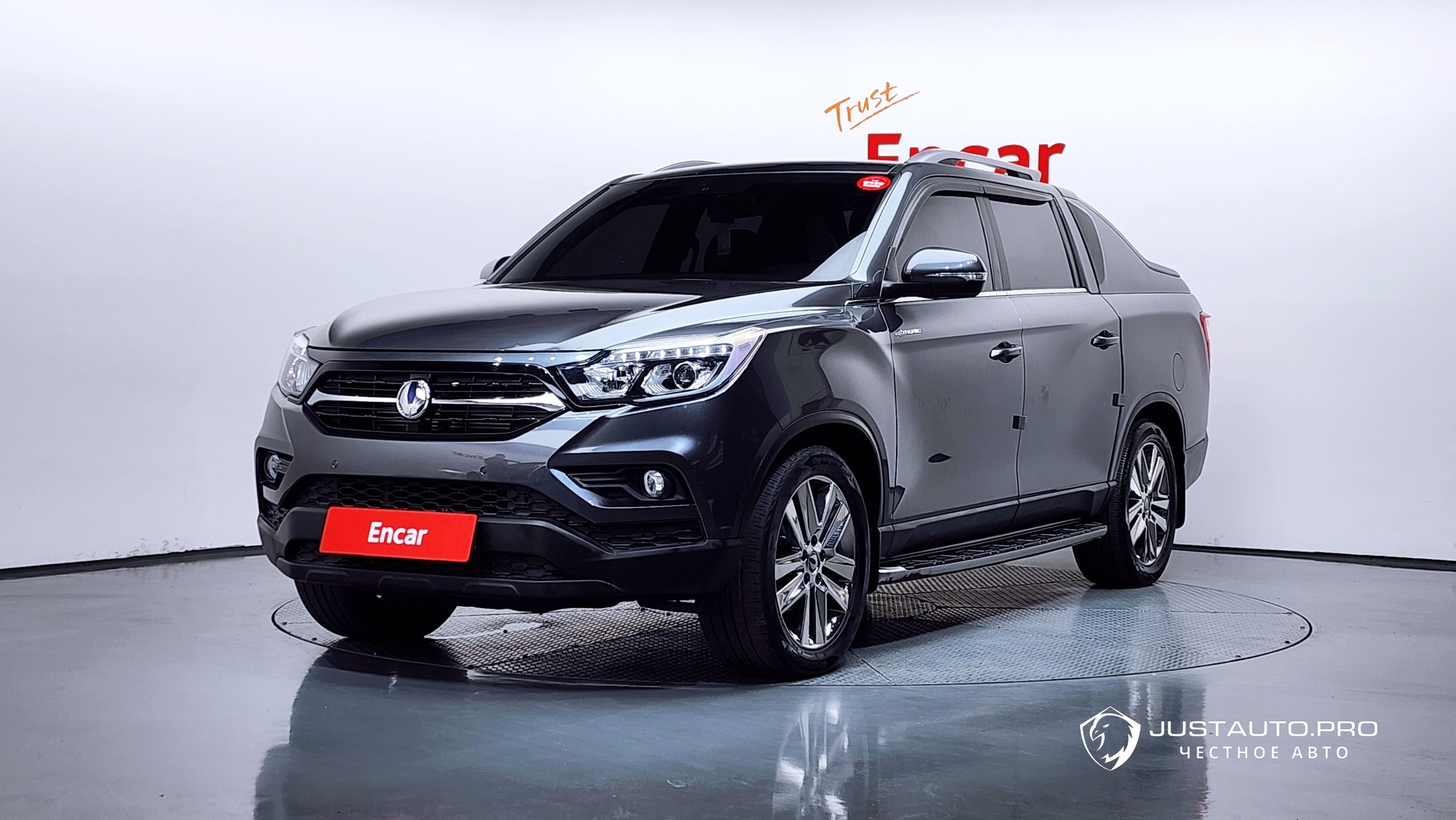 Автомобиль KG_Mobility_Ssangyong Rexton