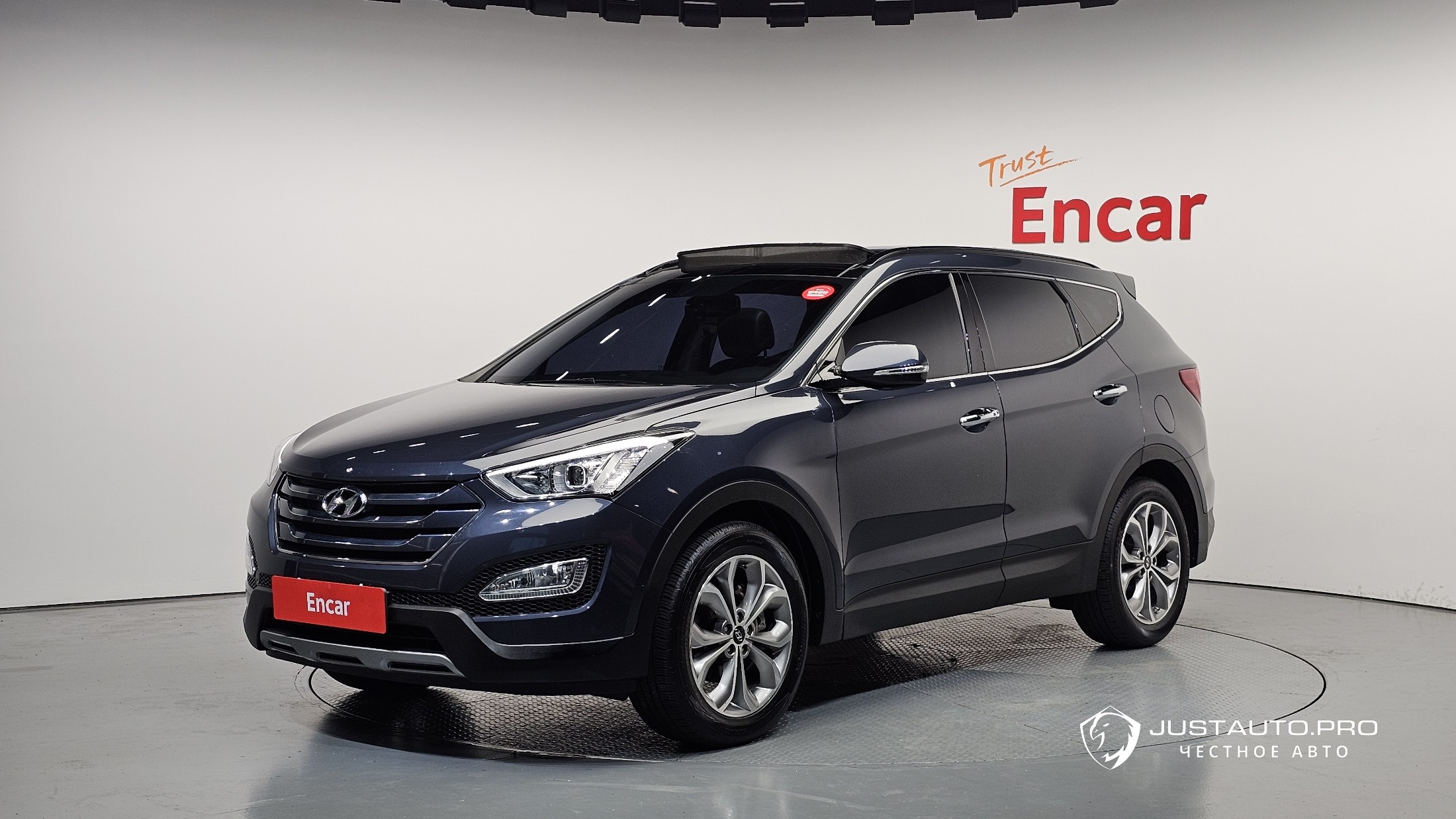 Автомобиль Hyundai Santafe