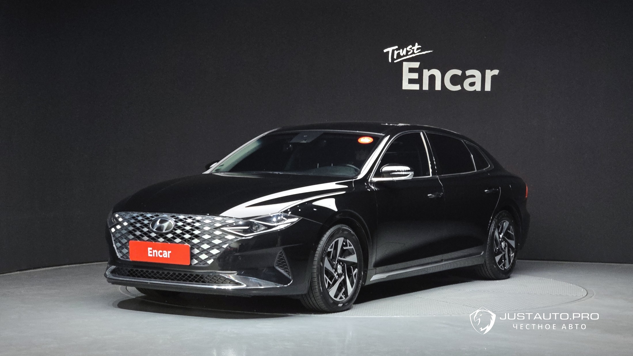 Автомобиль Hyundai Grandeur