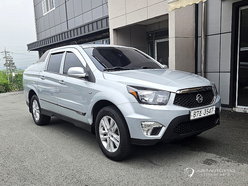 Автомобиль KG_Mobility_Ssangyong KORANDO