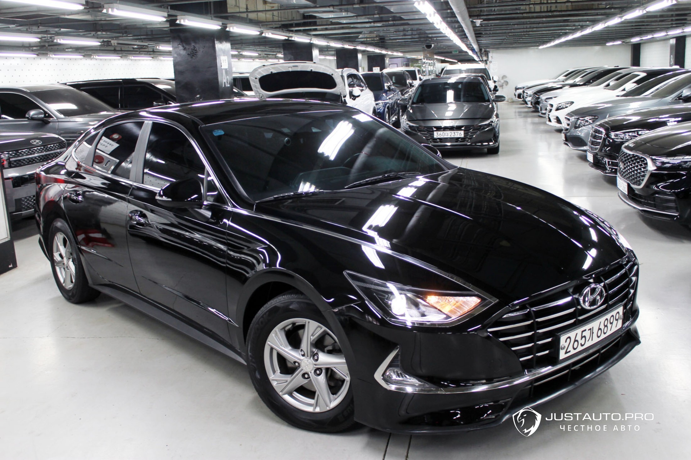 Автомобиль Hyundai Sonata
