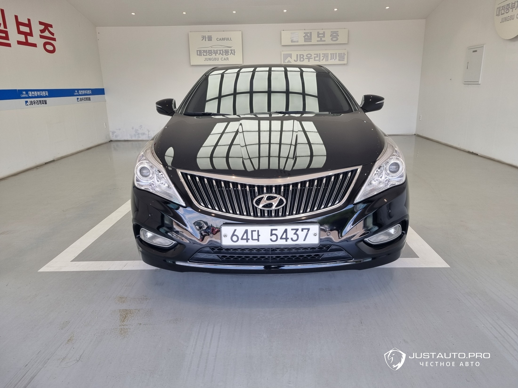 Автомобиль Hyundai Grandeur