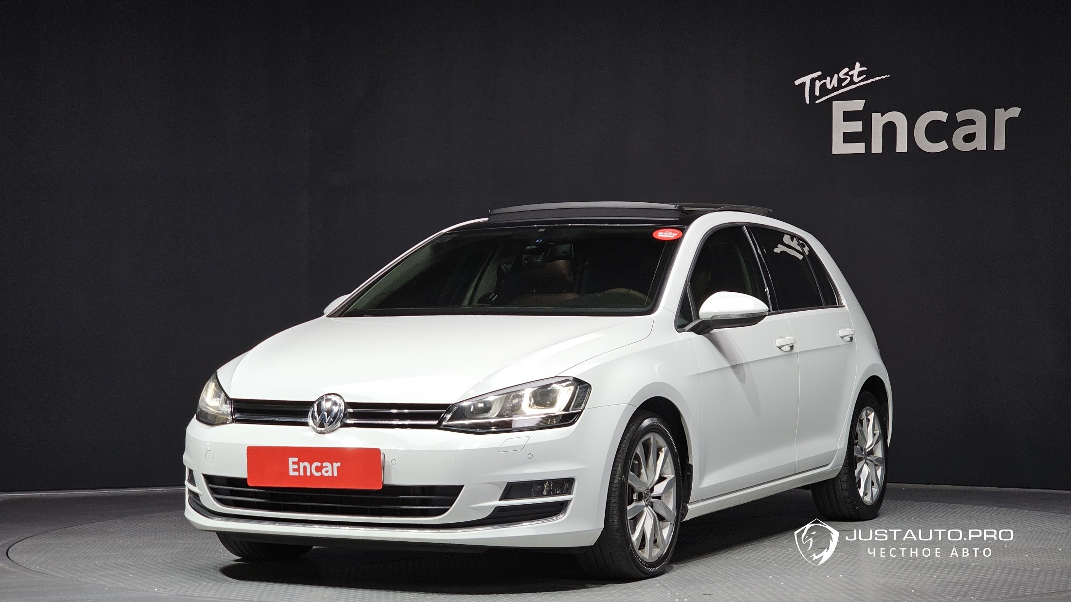 Автомобиль Volkswagen Golf