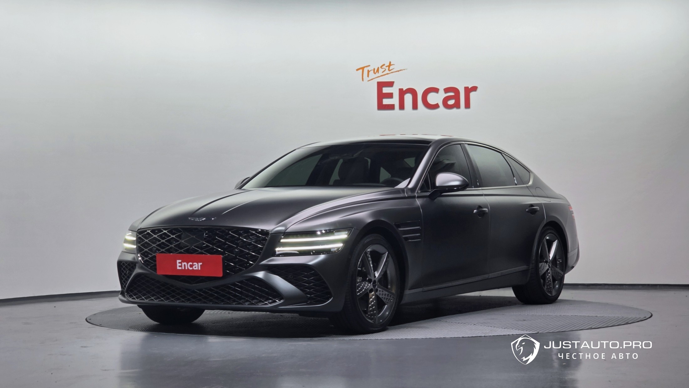 Автомобиль Genesis G80