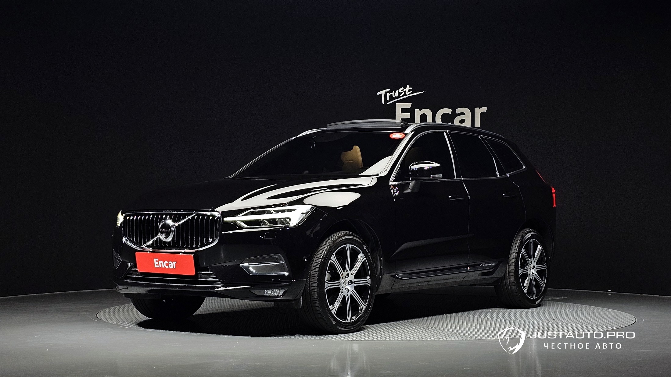 Автомобиль Volvo XC60