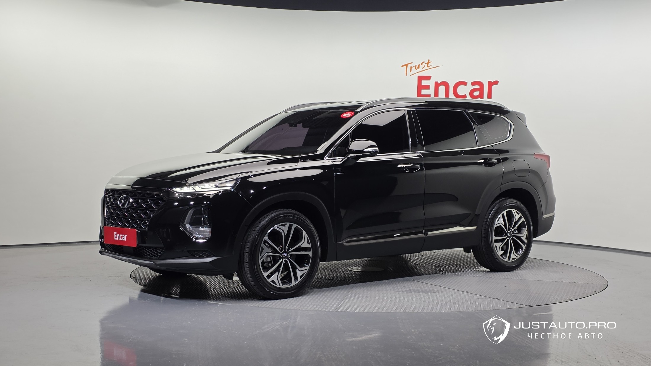 Автомобиль Hyundai Santafe