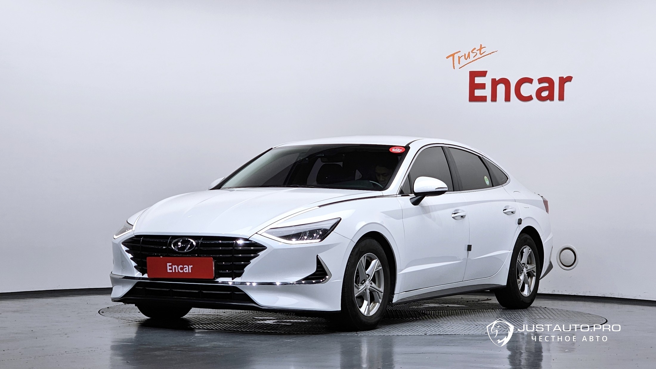 Автомобиль Hyundai Sonata