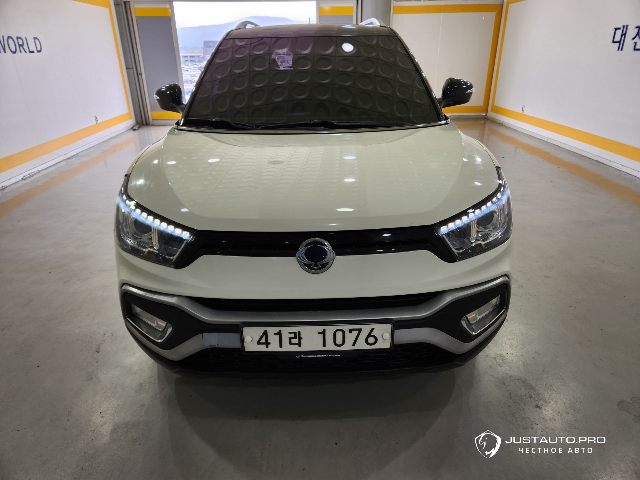 Автомобиль KG_Mobility_Ssangyong TIBOLI