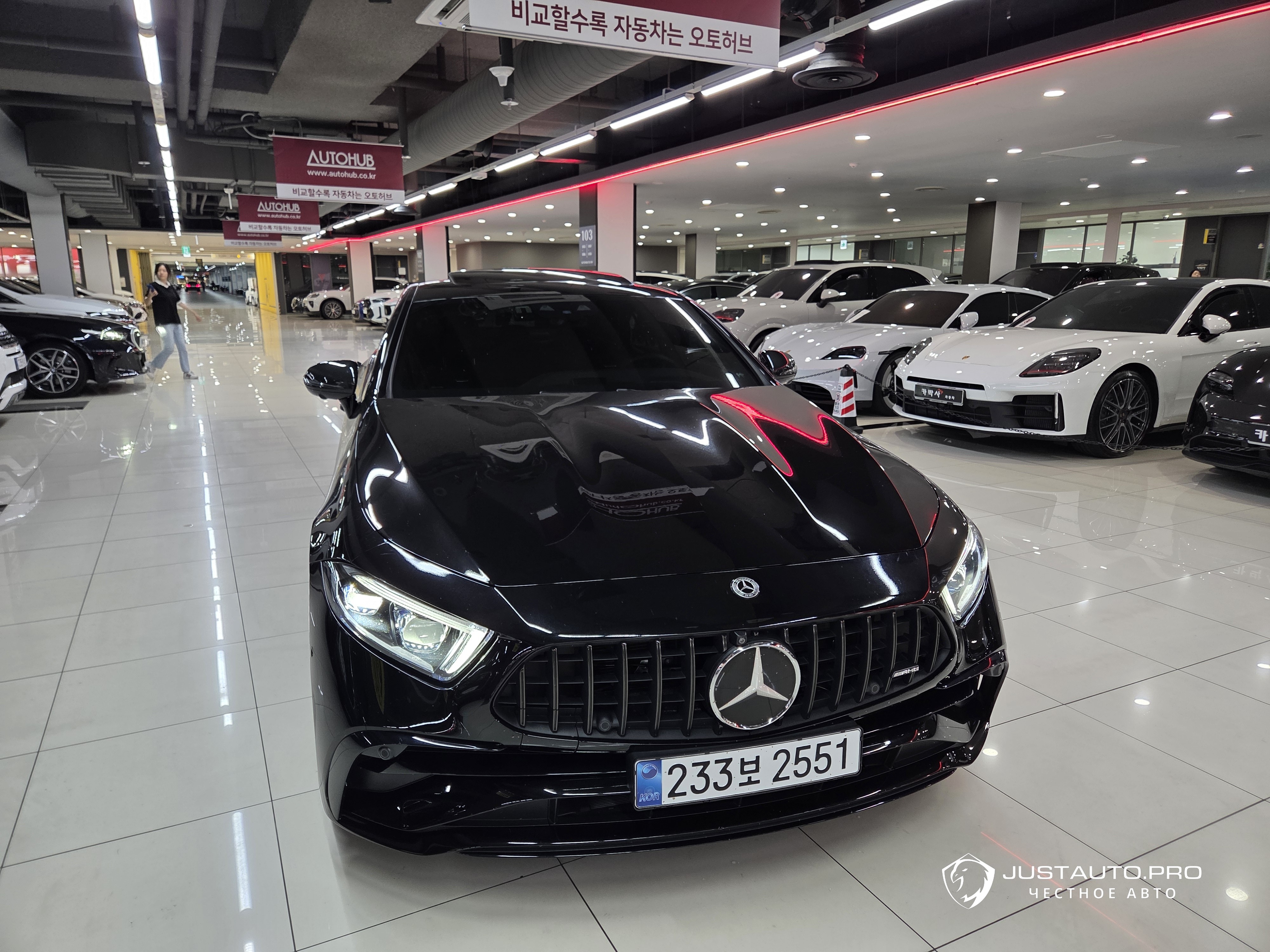 Автомобиль Mercedes-Benz CLS-Class