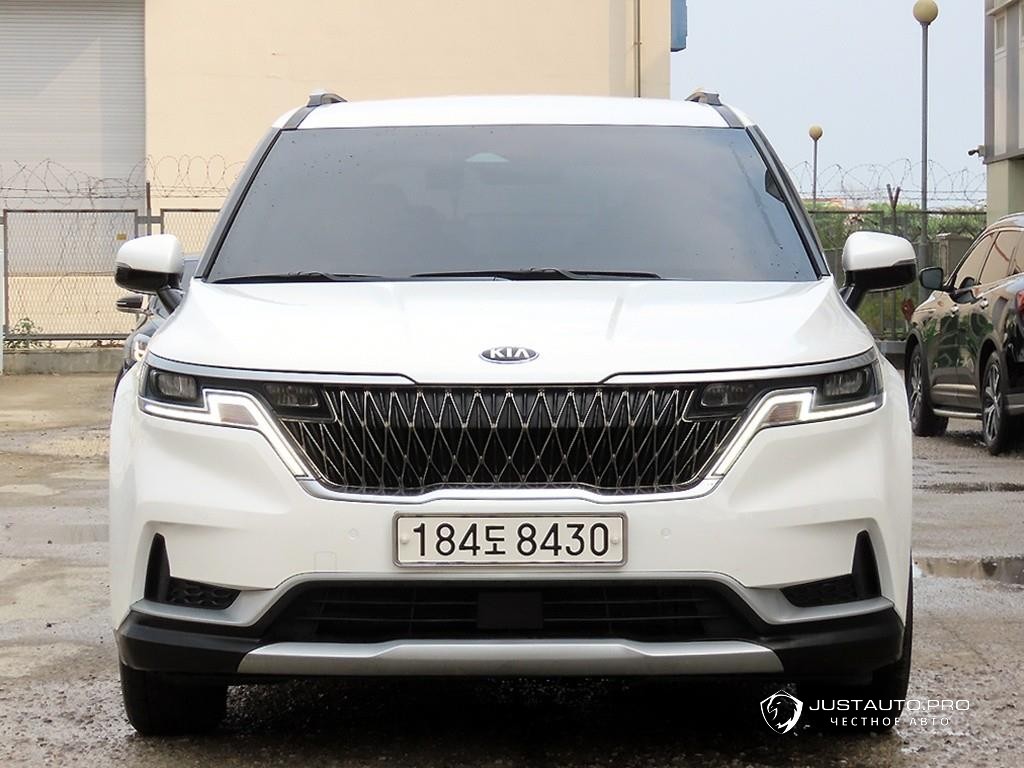 Автомобиль Kia Canival