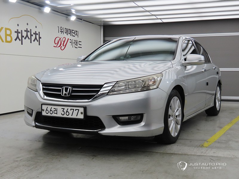 Автомобиль Honda Accord