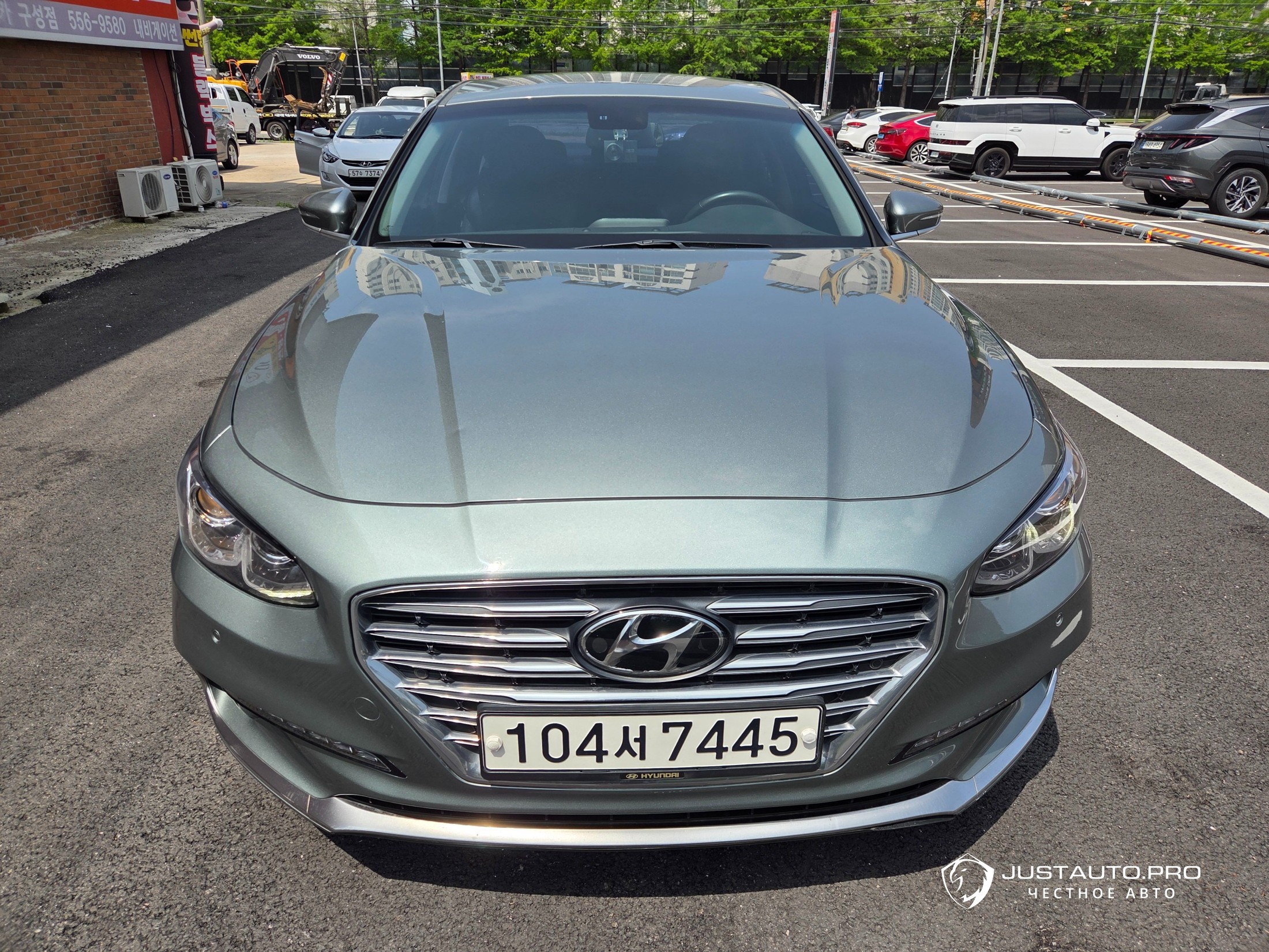 Автомобиль Hyundai Grandeur
