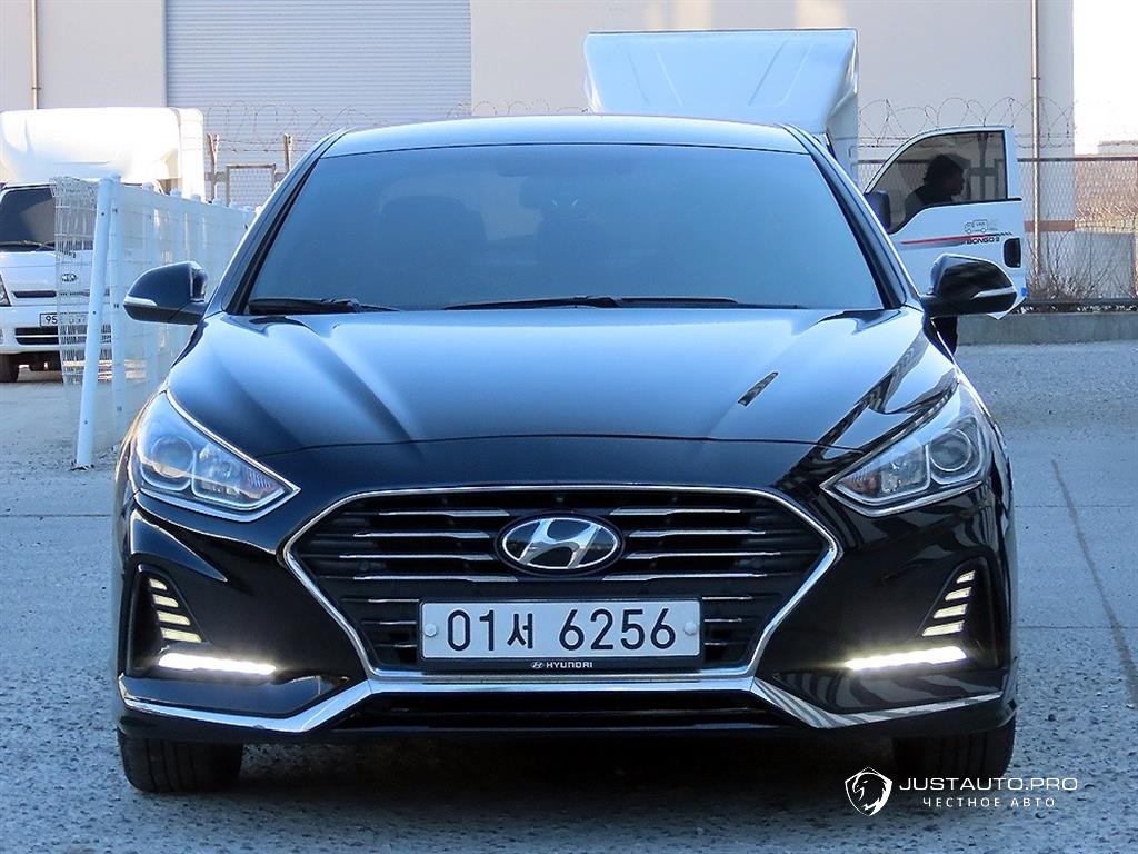 Автомобиль Hyundai Sonata