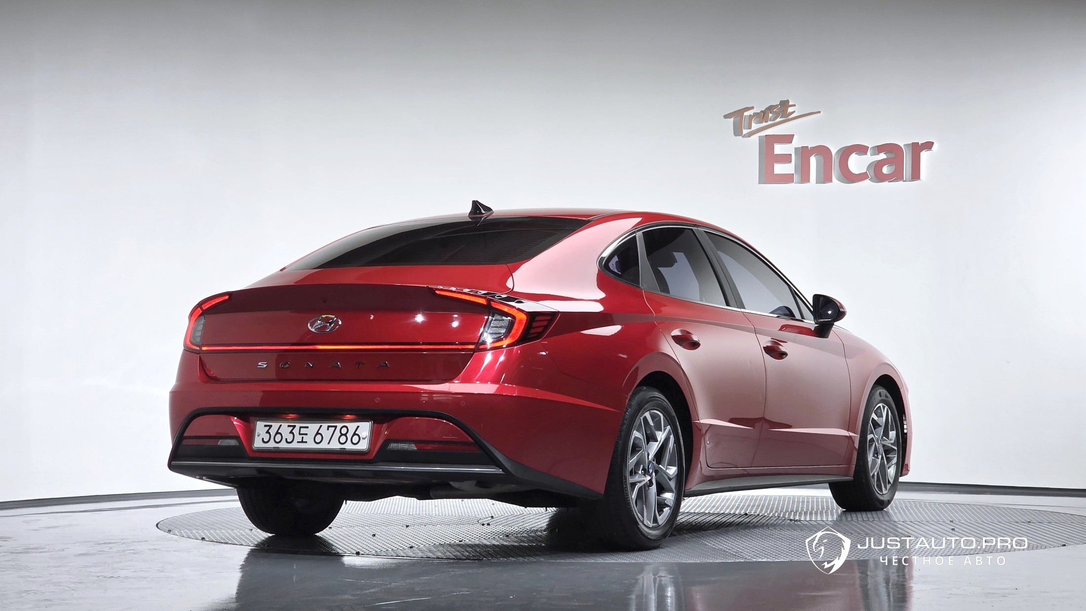 Автомобиль Hyundai Sonata