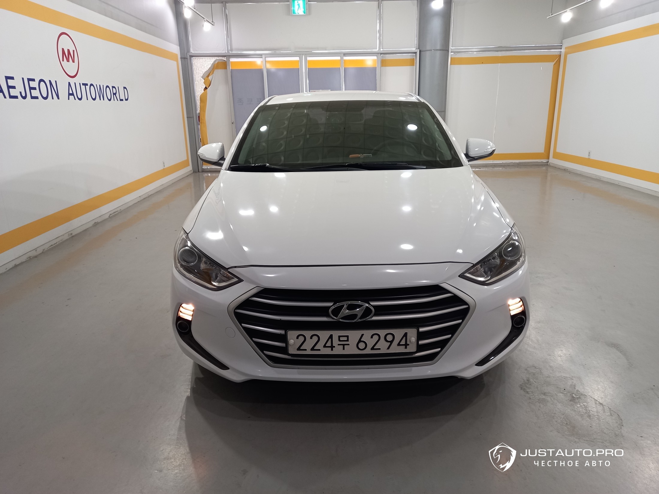 Автомобиль Hyundai AVANTE