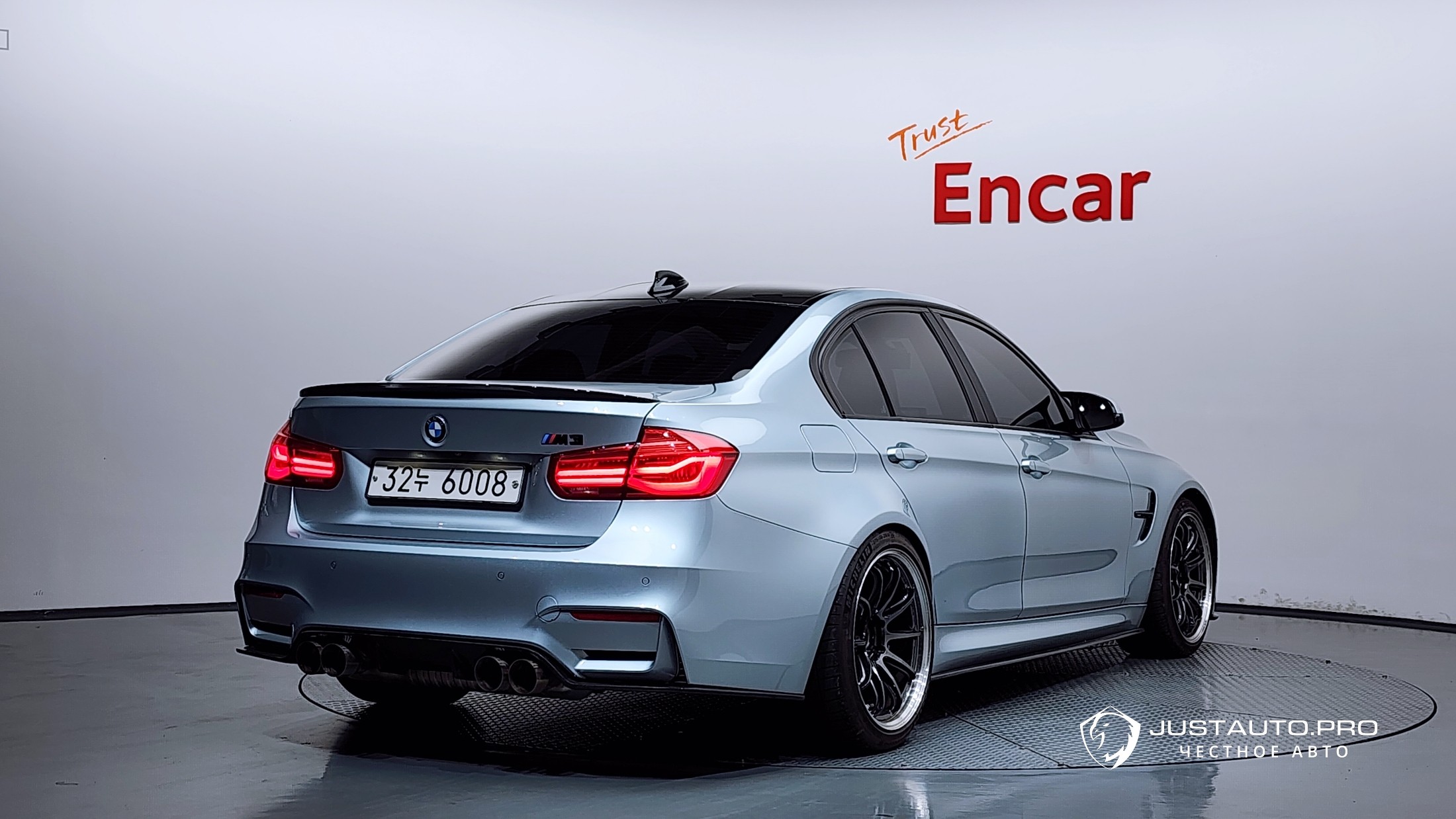 Автомобиль BMW M3
