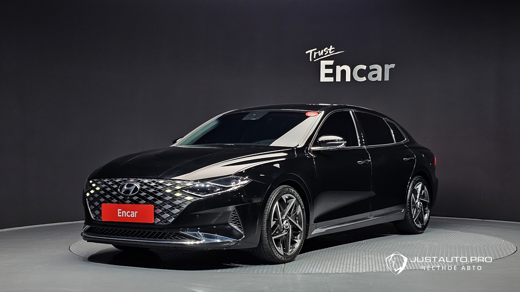 Автомобиль Hyundai Grandeur