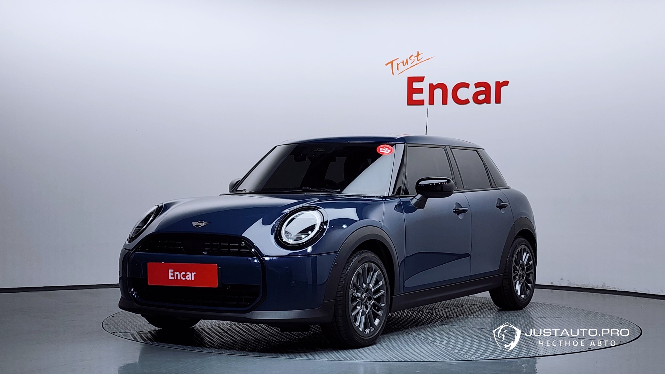Автомобиль Mini Cooper