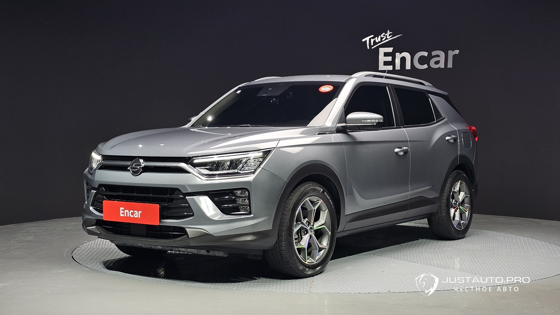 Автомобиль KG_Mobility_Ssangyong KORANDO
