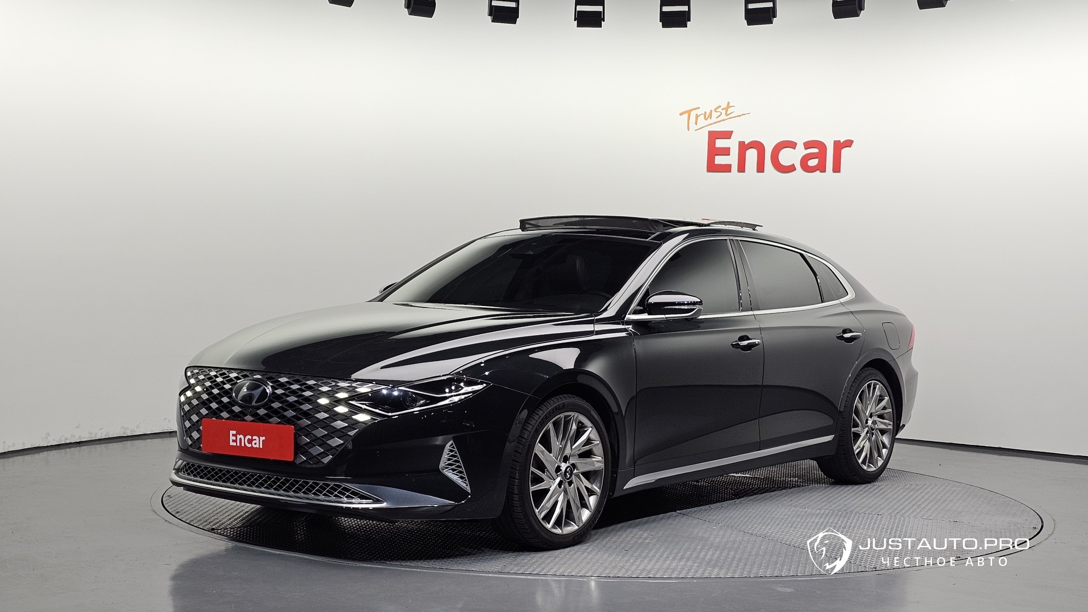Автомобиль Hyundai Grandeur