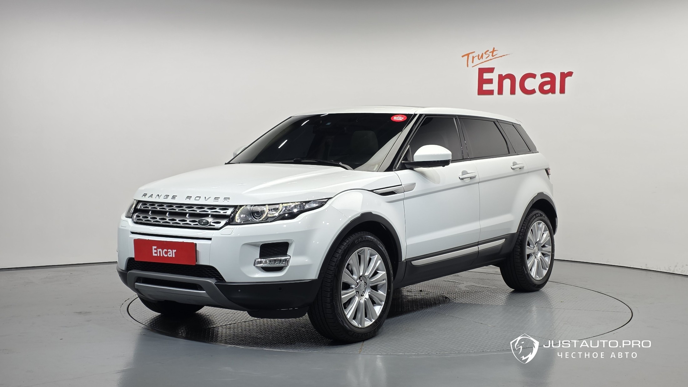 Автомобиль Land Rover Range Rover Evoque