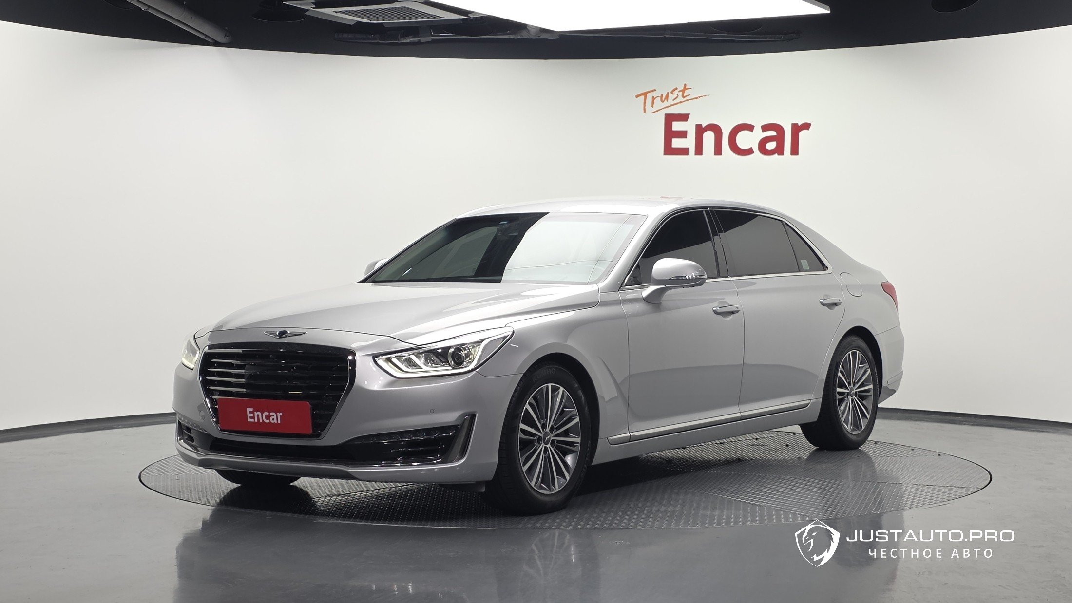 Автомобиль Genesis EQ900