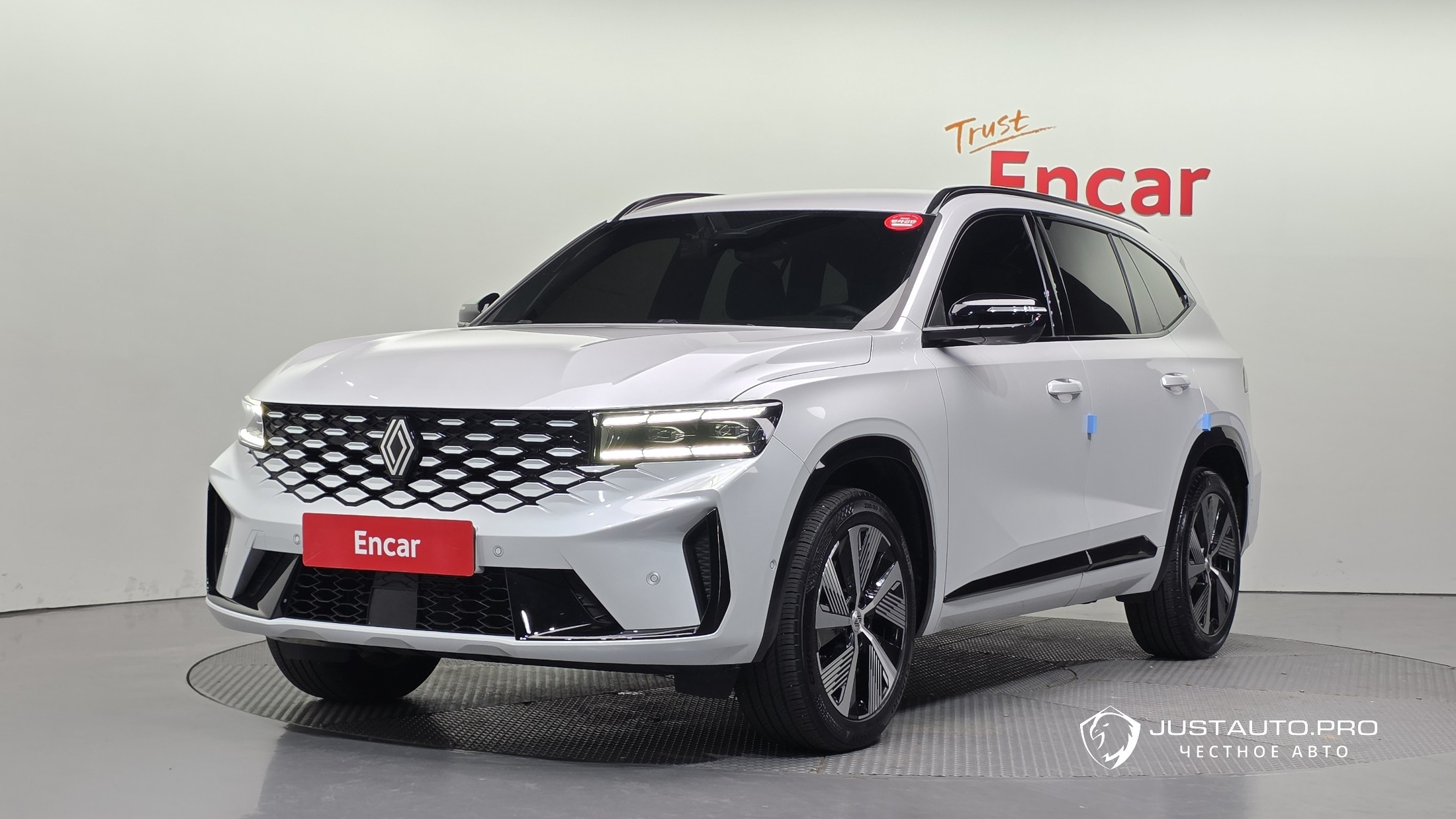 Автомобиль Renault-KoreaSamsung Grand Koleos