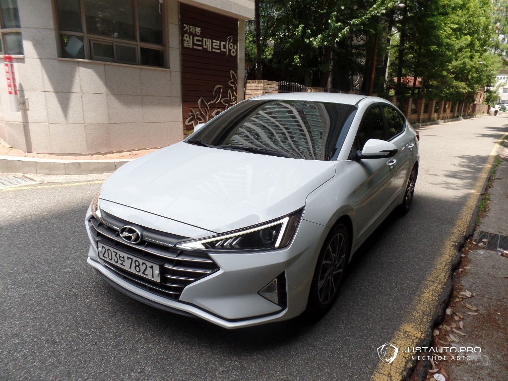 Автомобиль Hyundai AVANTE