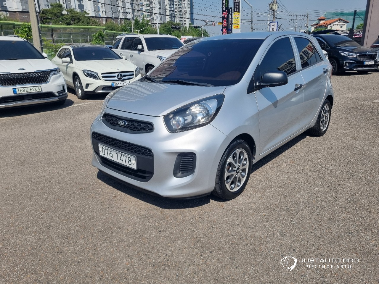 Автомобиль Kia morning