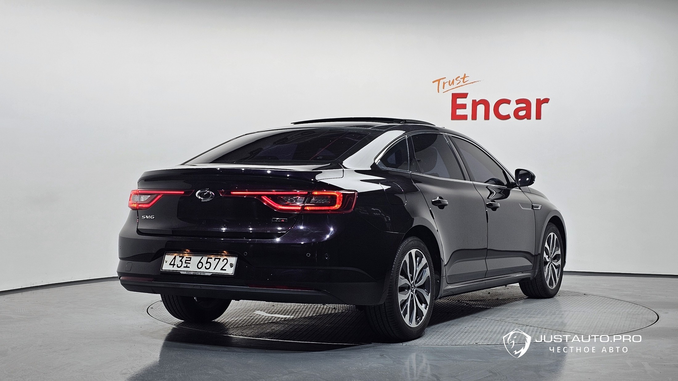 Автомобиль Renault-KoreaSamsung SM6