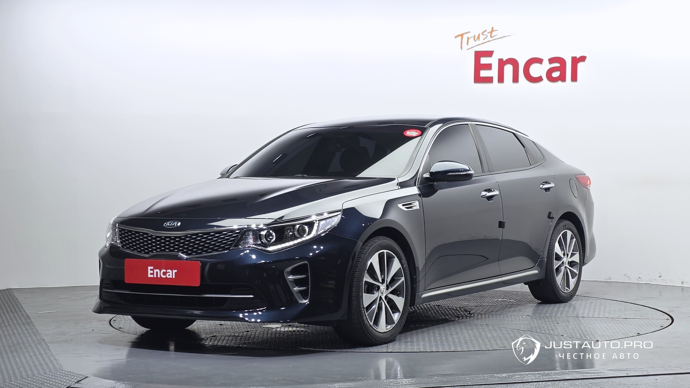 Автомобиль Kia K5