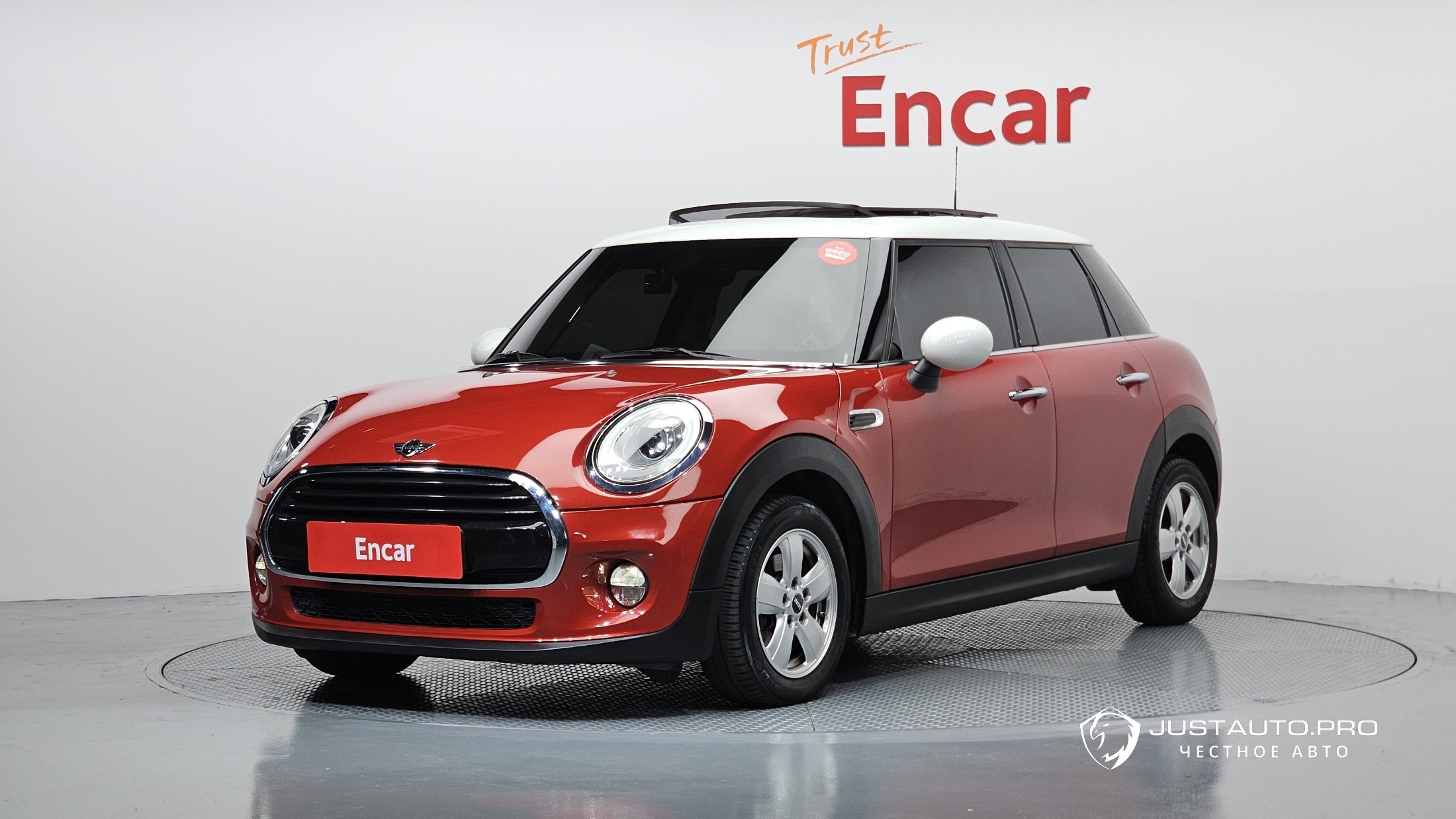 Автомобиль Mini Cooper