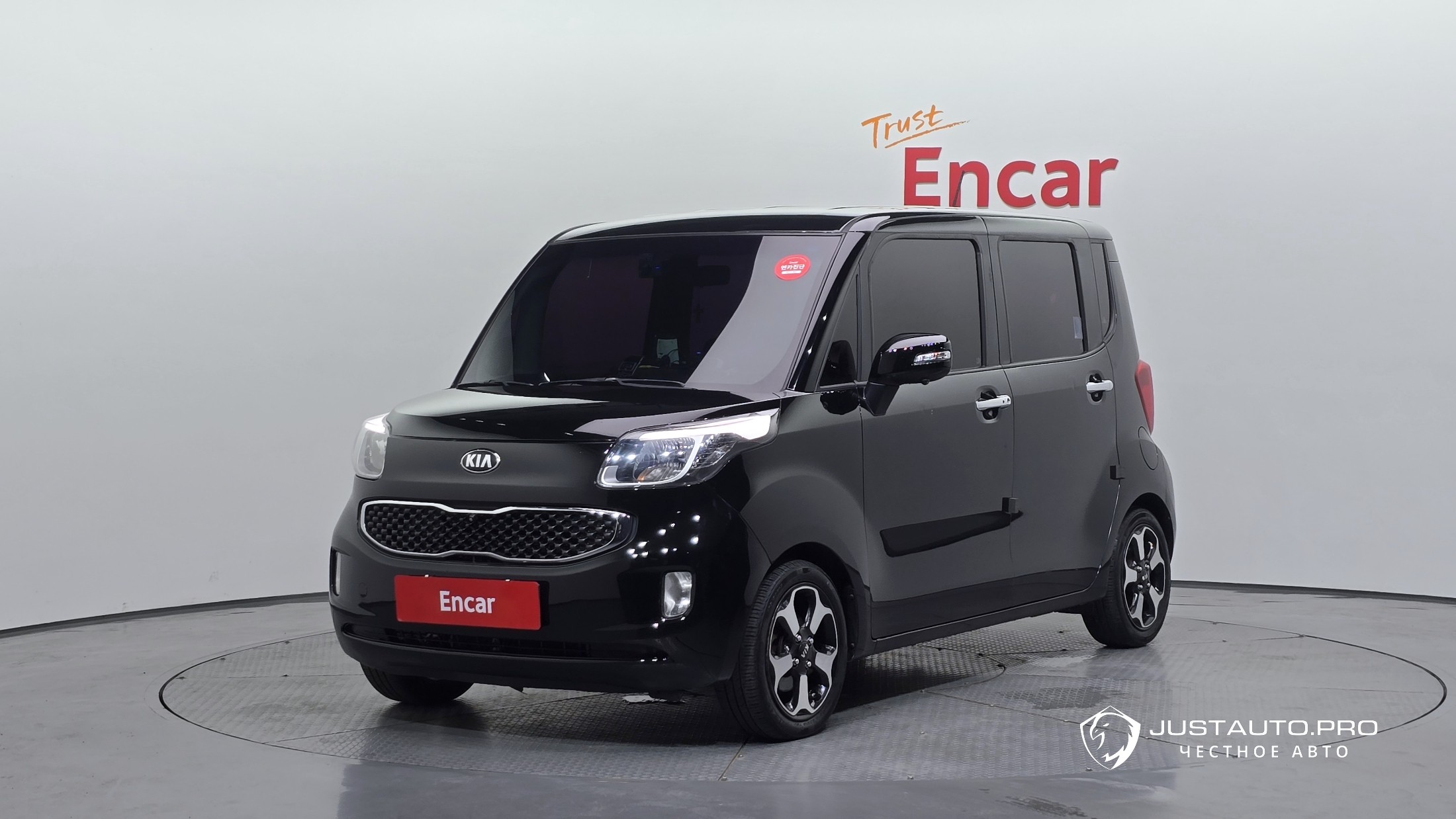 Автомобиль Kia RAY
