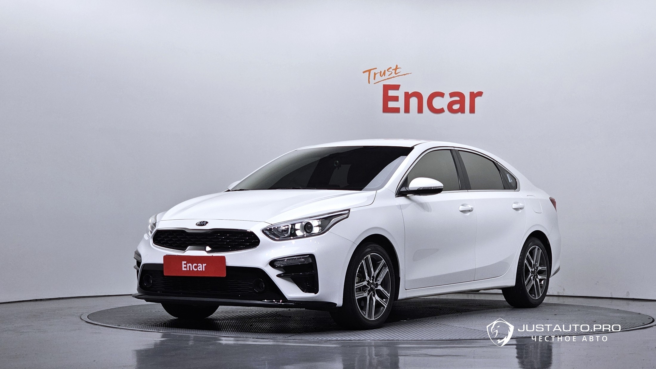 Автомобиль Kia K3