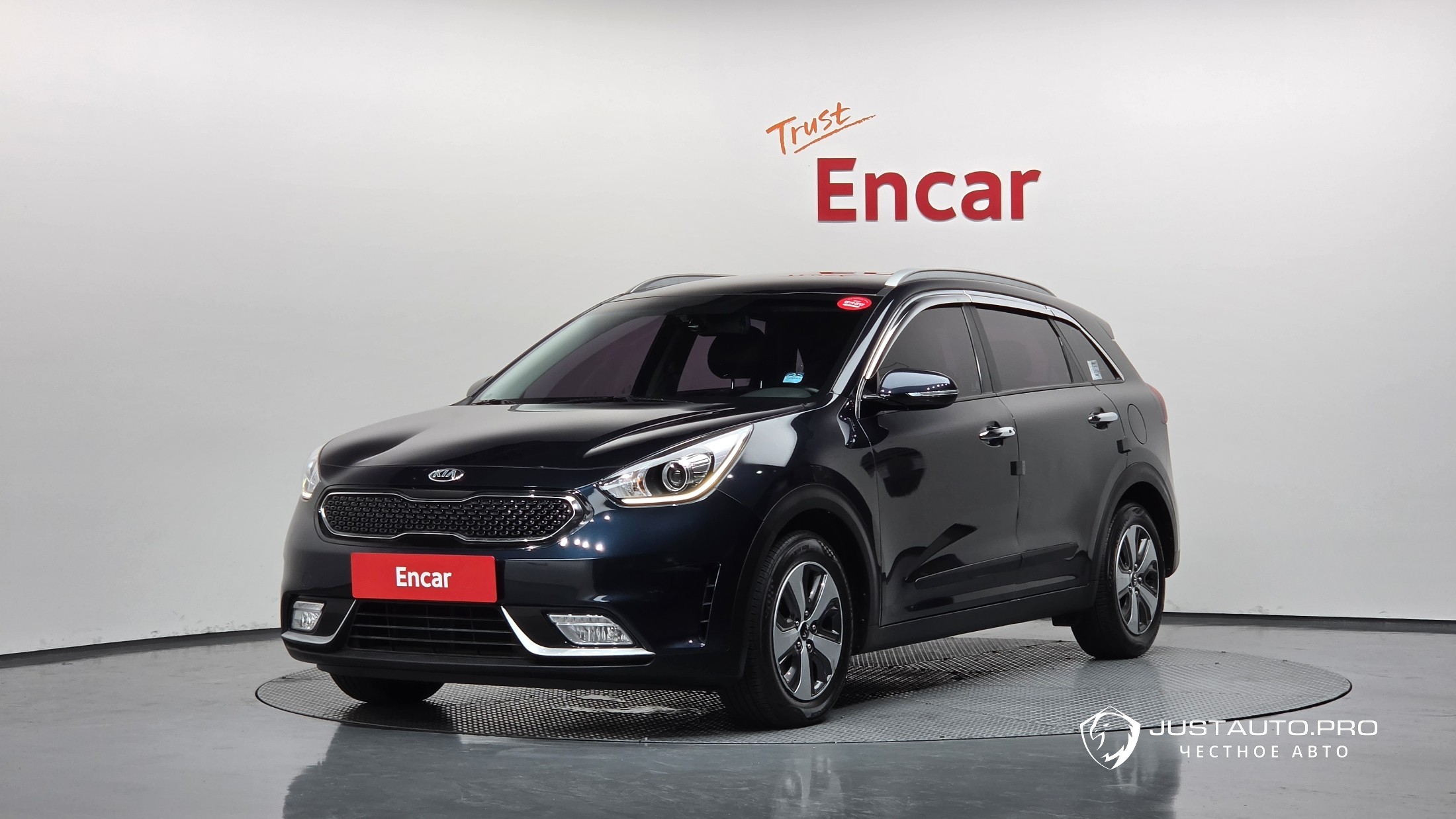 Автомобиль Kia Niro