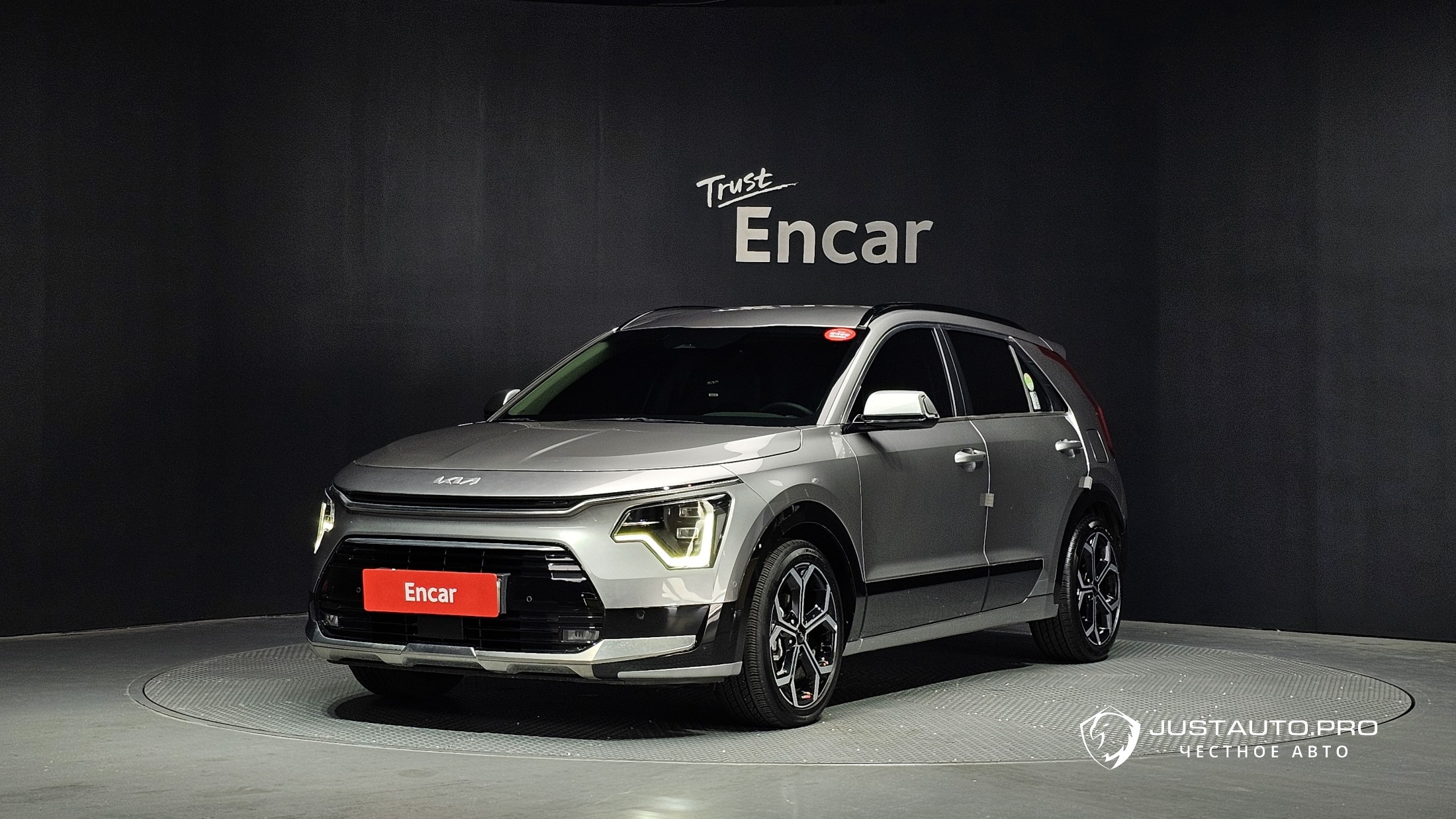 Автомобиль Kia Niro