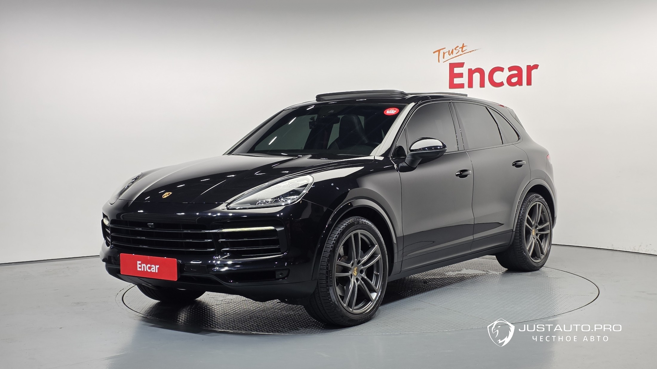 Автомобиль Porsche Cayenne