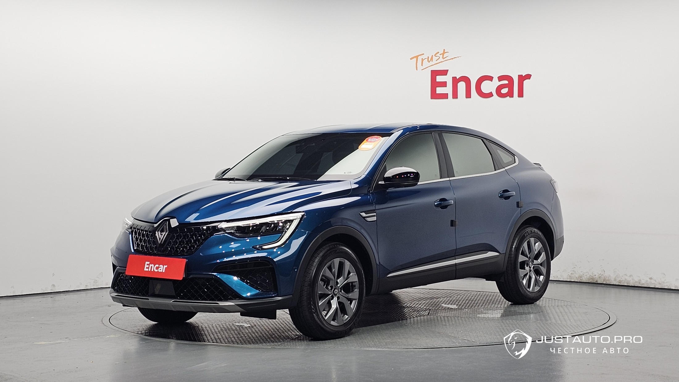 Автомобиль Renault-KoreaSamsung Arkana