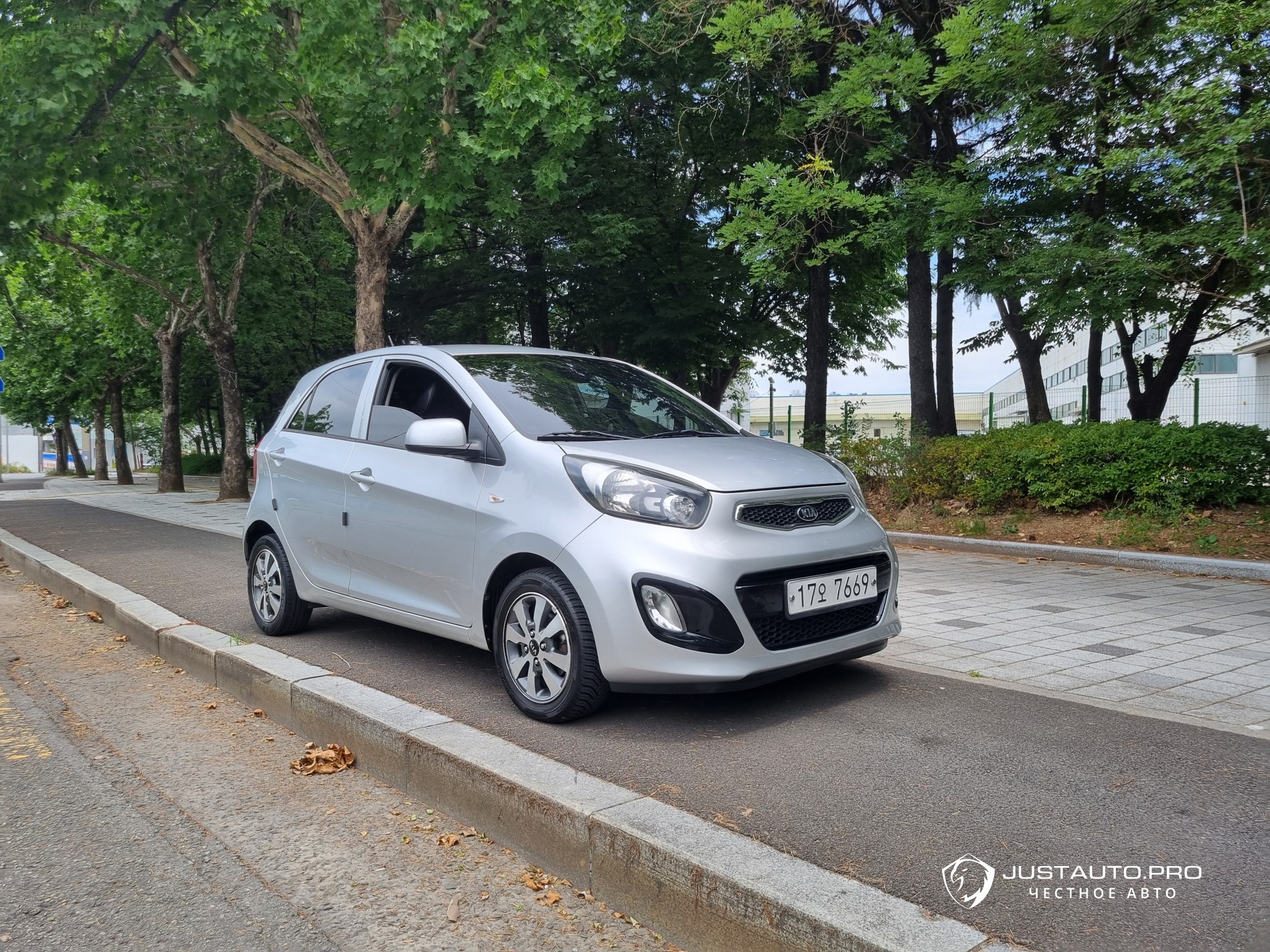Автомобиль Kia morning
