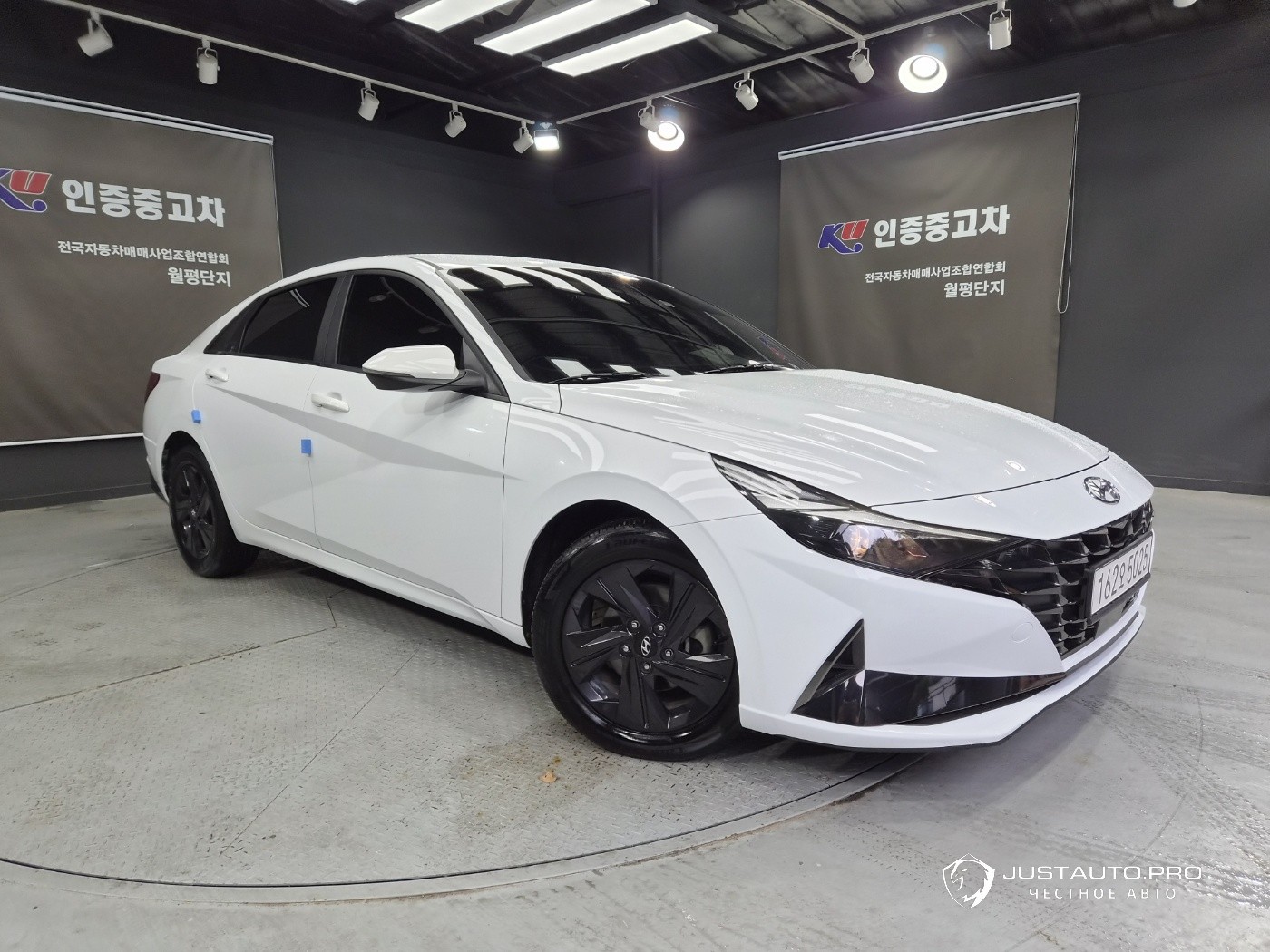 Автомобиль Hyundai AVANTE