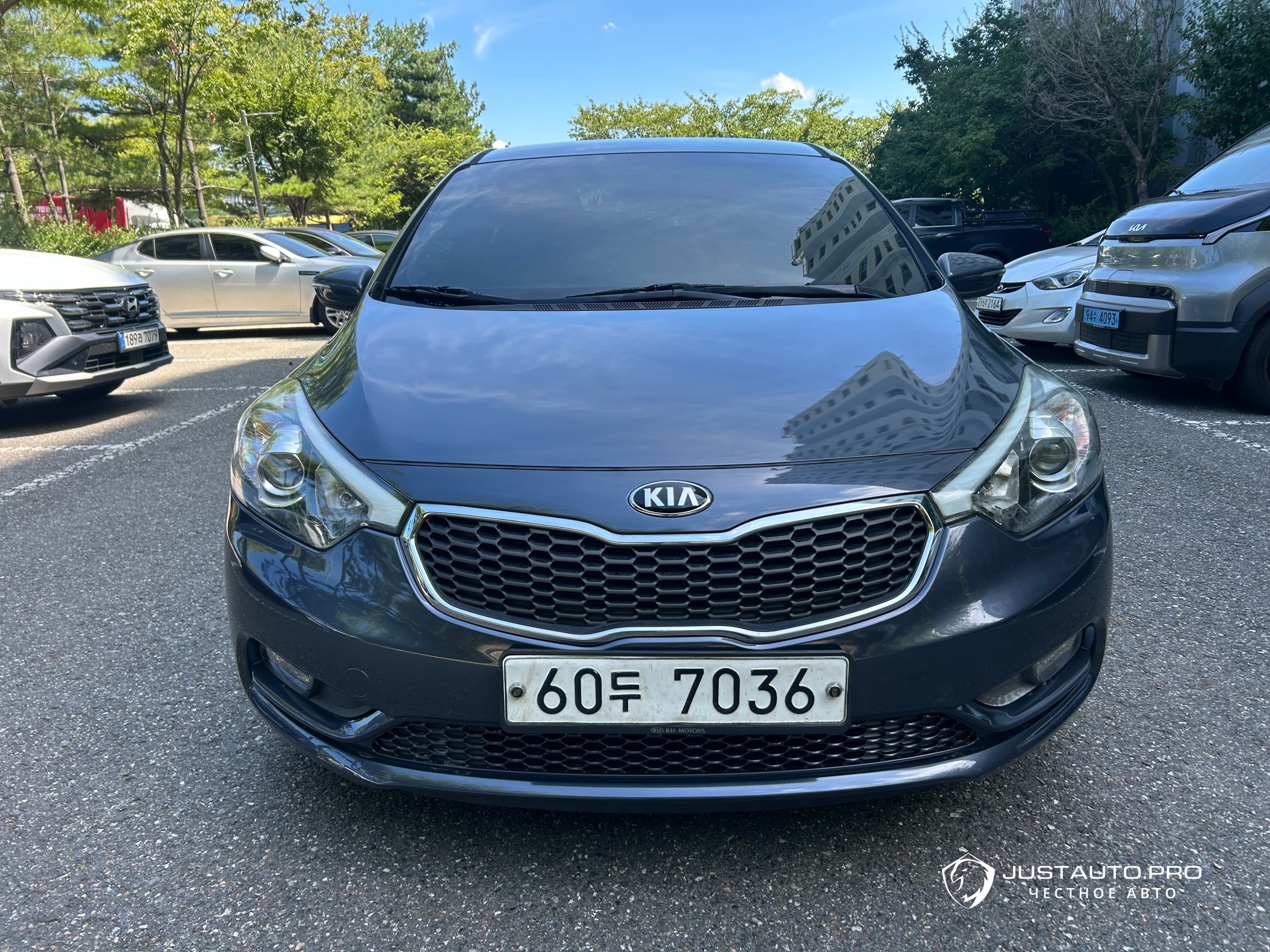 Автомобиль Kia K3