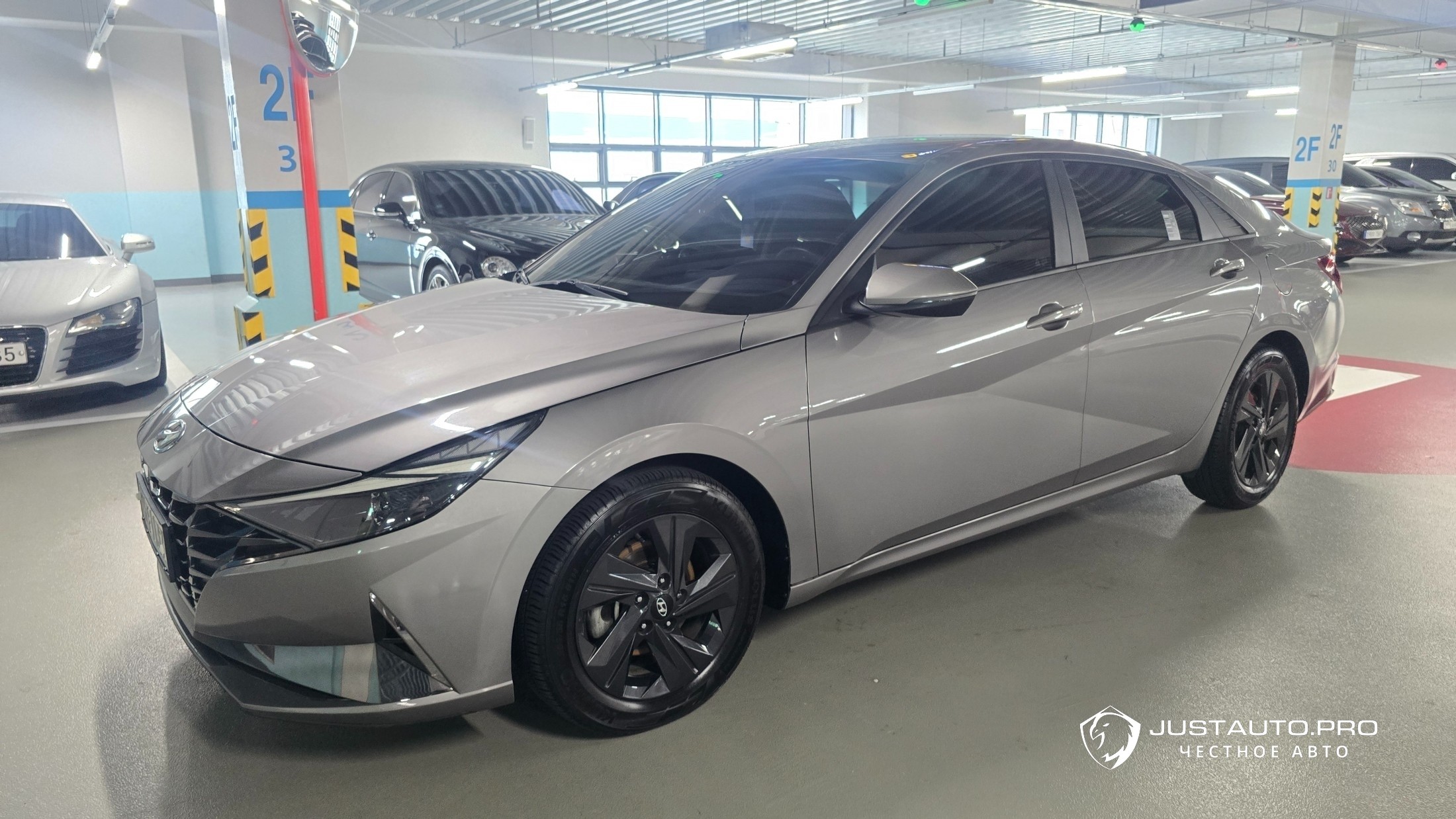 Автомобиль Hyundai AVANTE