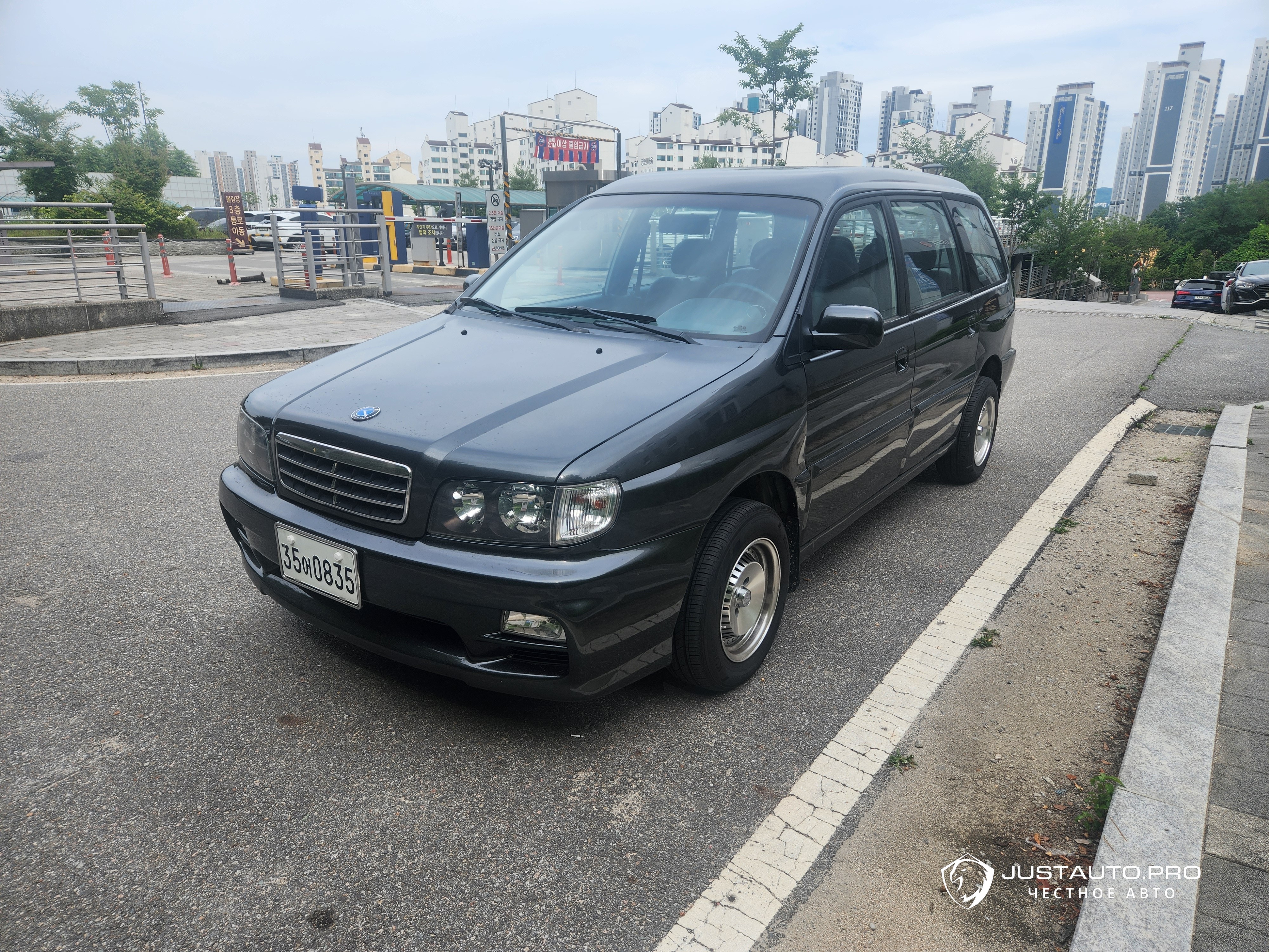 Автомобиль Kia Carstar